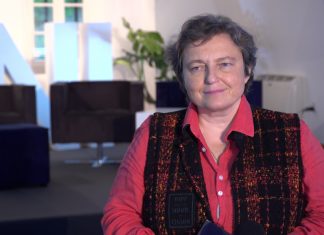 Sztuczna inteligencja coraz śmielej wkracza do administracji publicznej. Polska musi jednak gonić bogatsze kraje UE we wdrożeniach SI