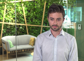 Miejsc parkingowych ubywa, bo miasta chcą wypchnąć ruch samochodów z centrum. Technologia pomoże lepiej wykorzystywać istniejące parkingi