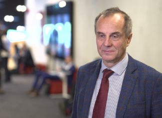 Duże firmy wstrzymują produkcję podczas niedoborów energii na rynku. Dzięki takiej gotowości do ograniczenia poboru prądu zyskują nawet kilka milionów złotych rocznie