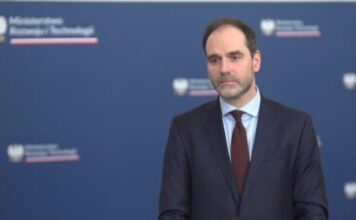Polskie firmy poniżej unijnej średniej pod względem cyfryzacji. Większość nie korzysta z chmury, elektronicznej wymiany informacji czy sztucznej inteligencji