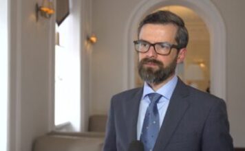 Sztuczna inteligencja ma coraz więcej zastosowań w internetowym handlu. Teraz e-sklepy muszą się przygotować do wdrożenia nowych regulacji News